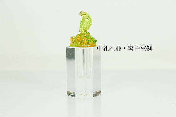 文章附图